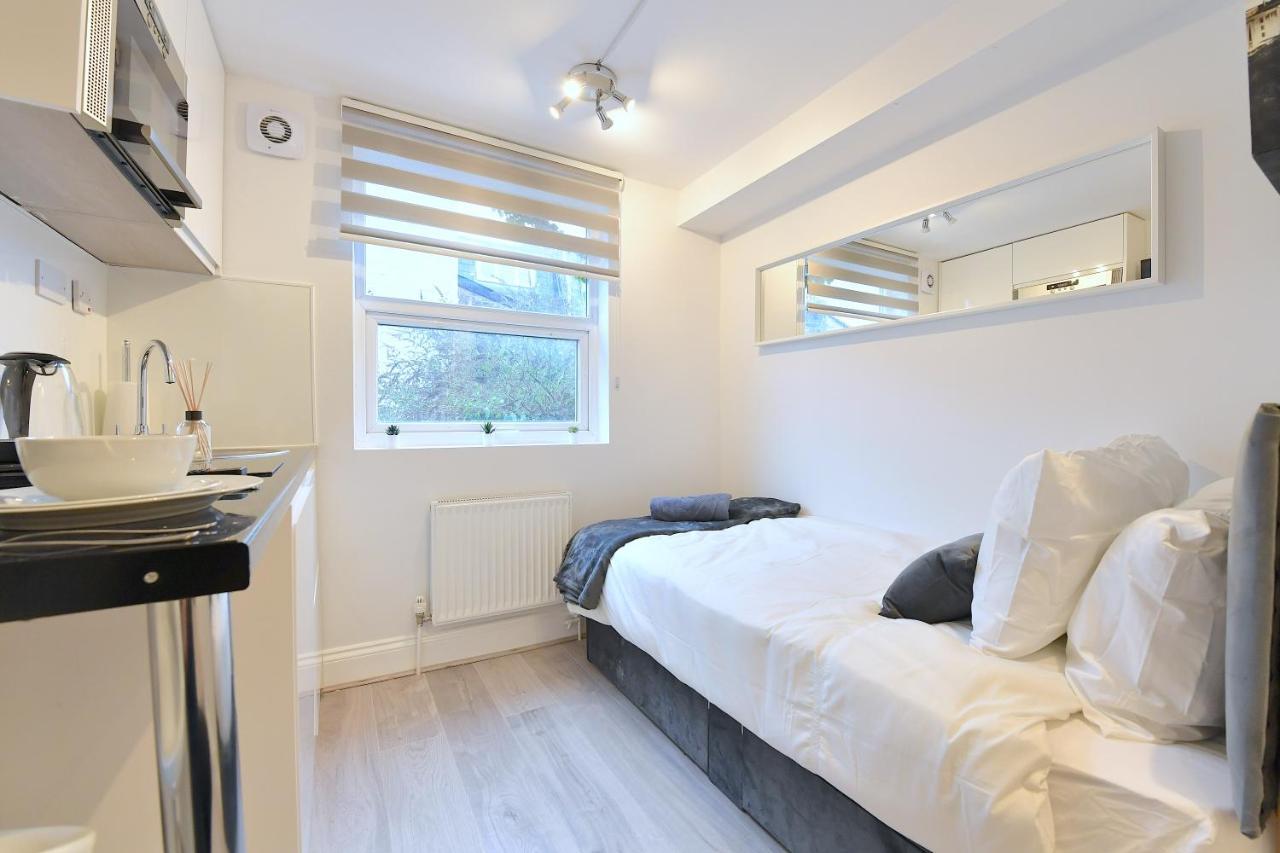 Apartment Stylish By Luxestays Fulham London