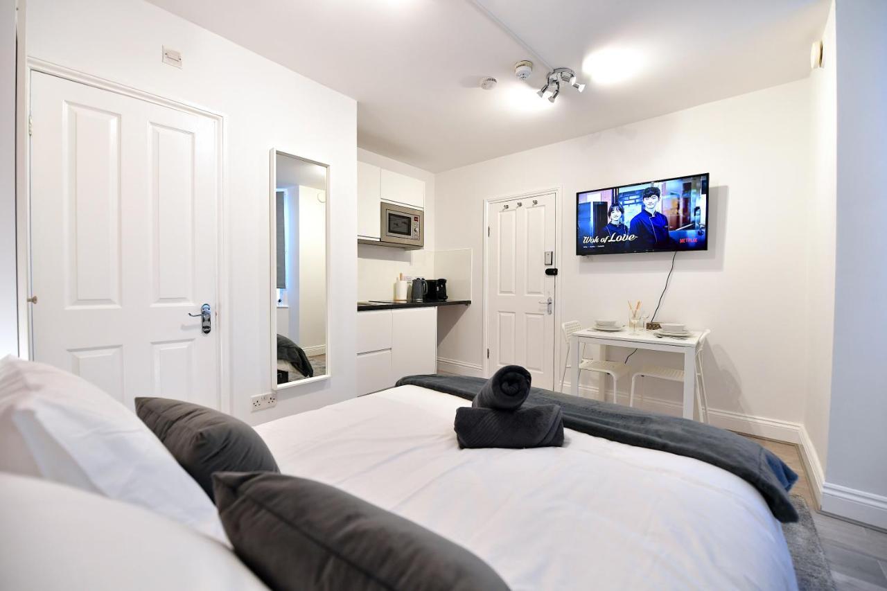 Stylish By Luxestays Fulham Apartment London