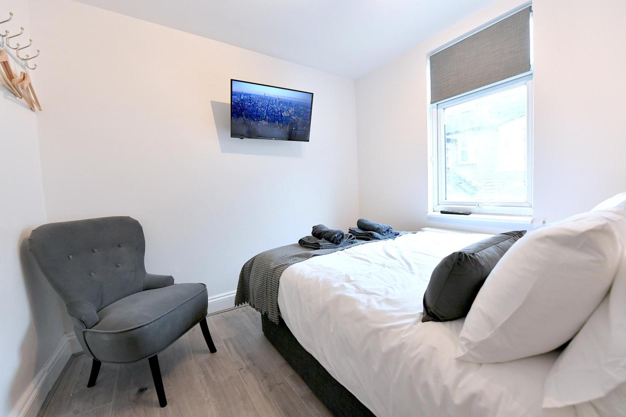 Stylish By Luxestays Fulham London