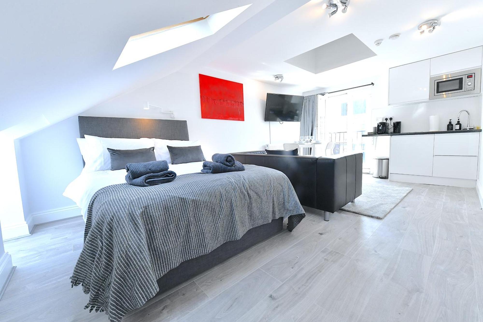 Stylish By Luxestays Fulham Apartment